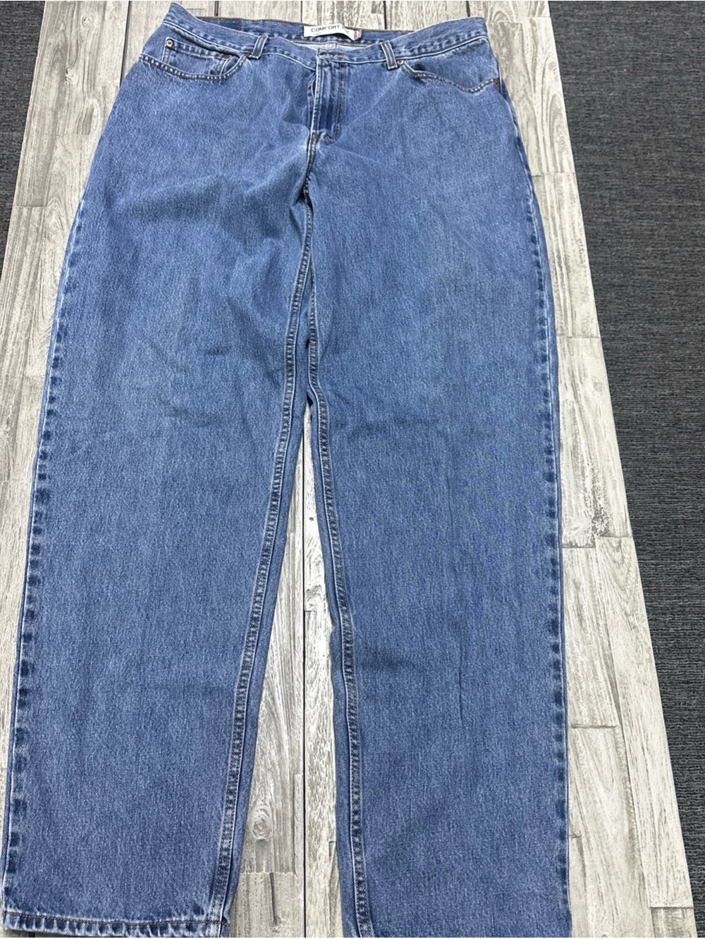 Vintage Levis 560 Comfort Fit Jeans Mens 38x36 100% Cotton Baggy Tapered Leg y2k